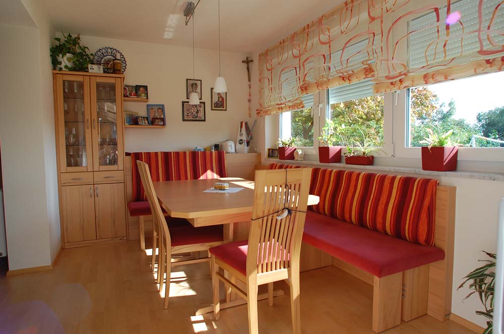 Eckbank in Straßwalchen im Flachgau - Fellner's Tischlerei